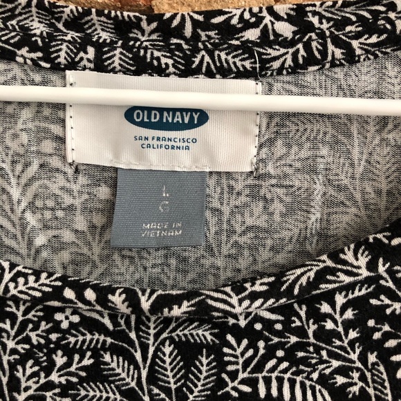 Long floral old navy tee - Picture 5 of 5